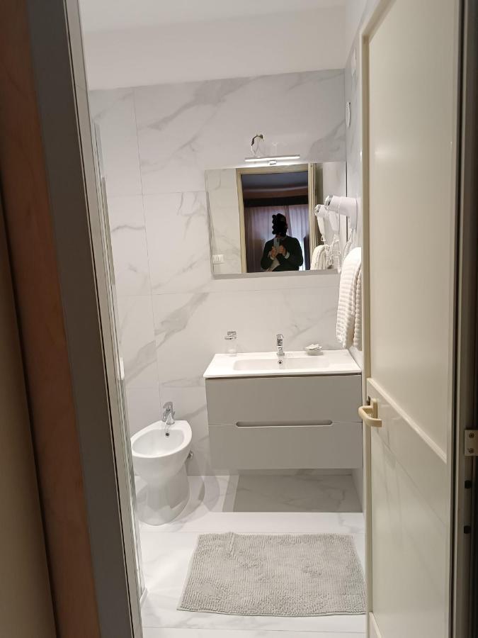 Hotel Centrale Europa كاتانيا المظهر الخارجي الصورة
